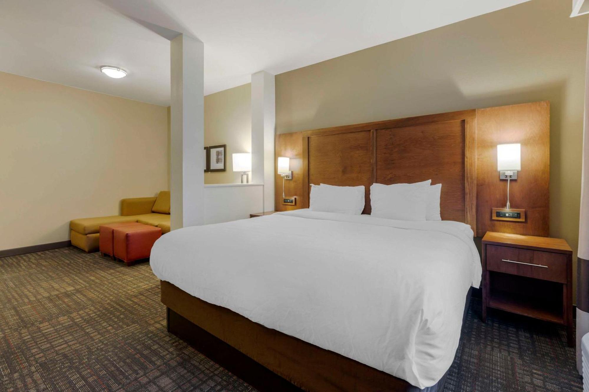 Hotel Comfort Loveland